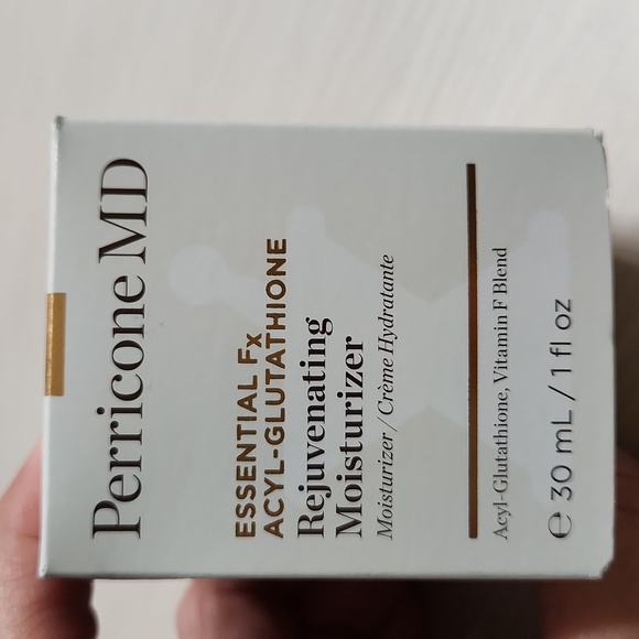 NEW ⭐️ Perricone MD Rejuvenating Moisturizer 1 fl oz / 30 mL ♥️ - Picture 2 of 7